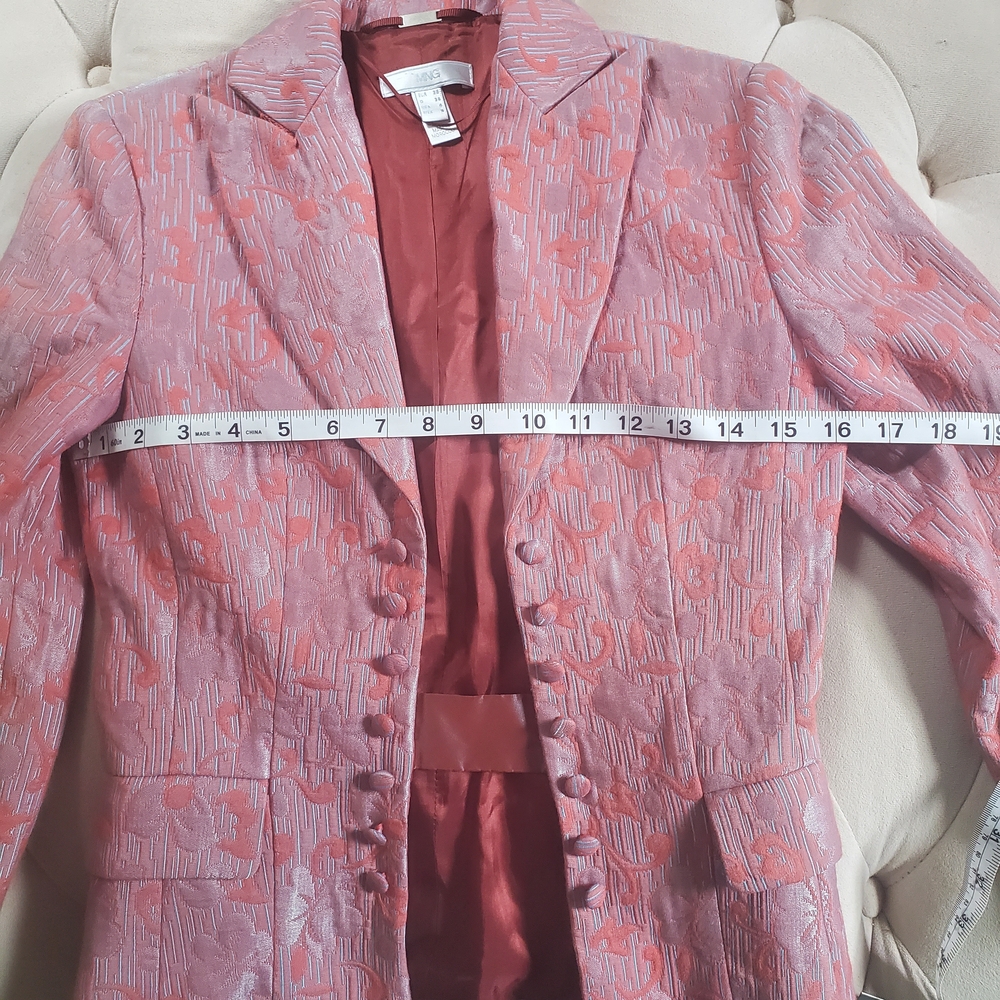 MNG Pink/Rust Ice Blue Blazer with Notched Lapel and Structured Shoulders - Picture 5 of 13